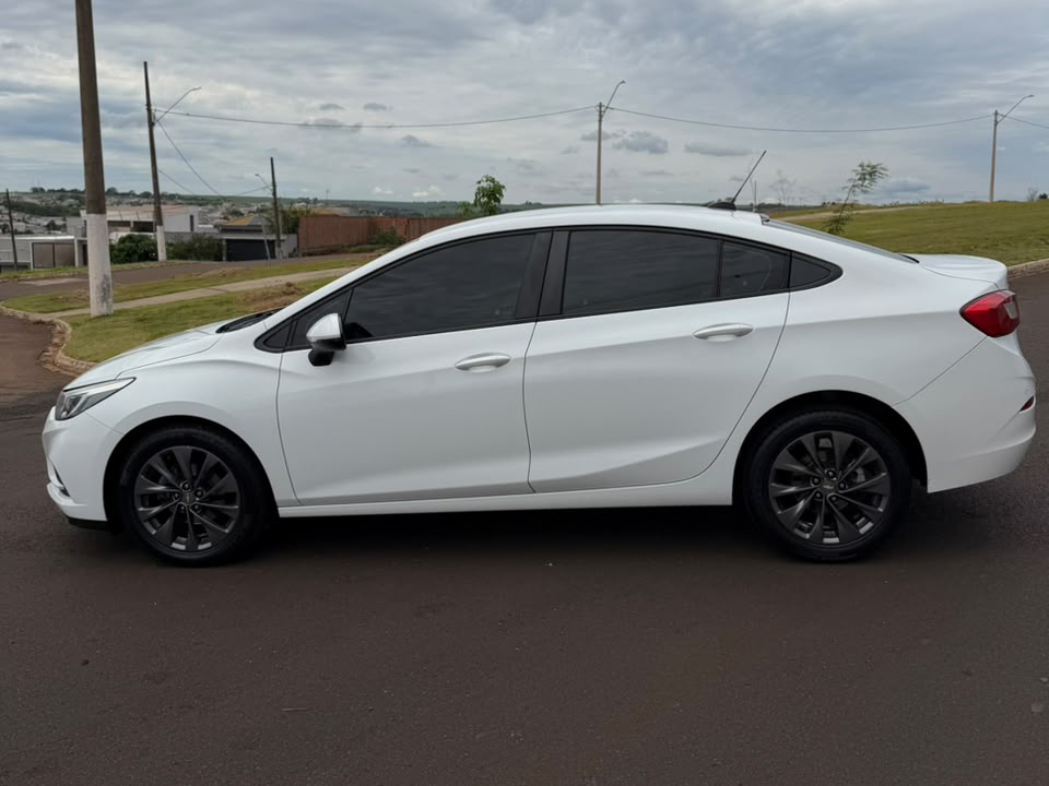 CHEVROLET CRUZE