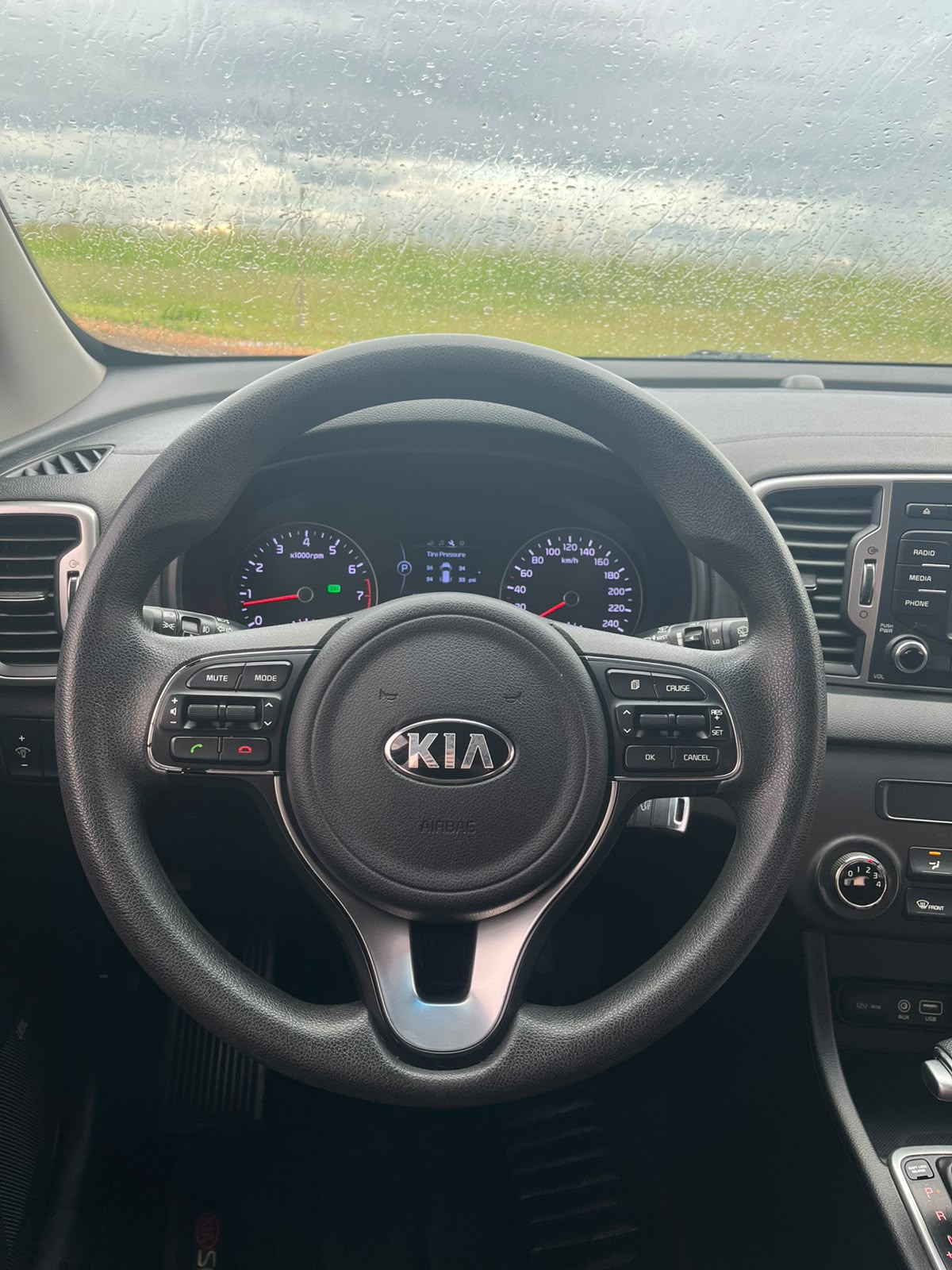 KIA SPORTAGE