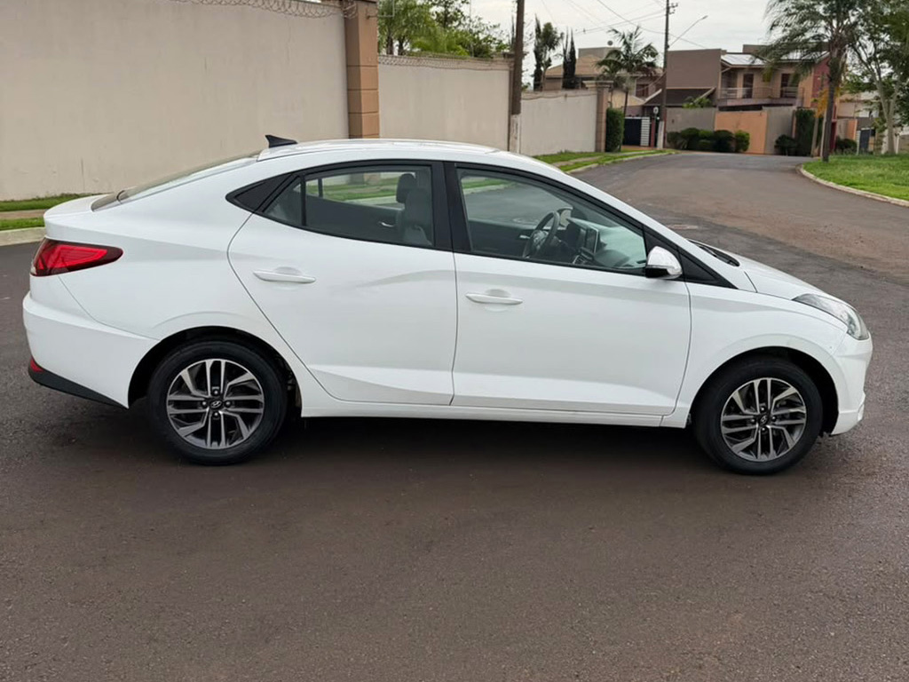 HYUNDAI HB20S