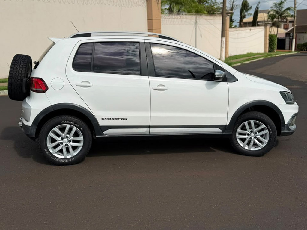 VOLKSWAGEN CROSSFOX