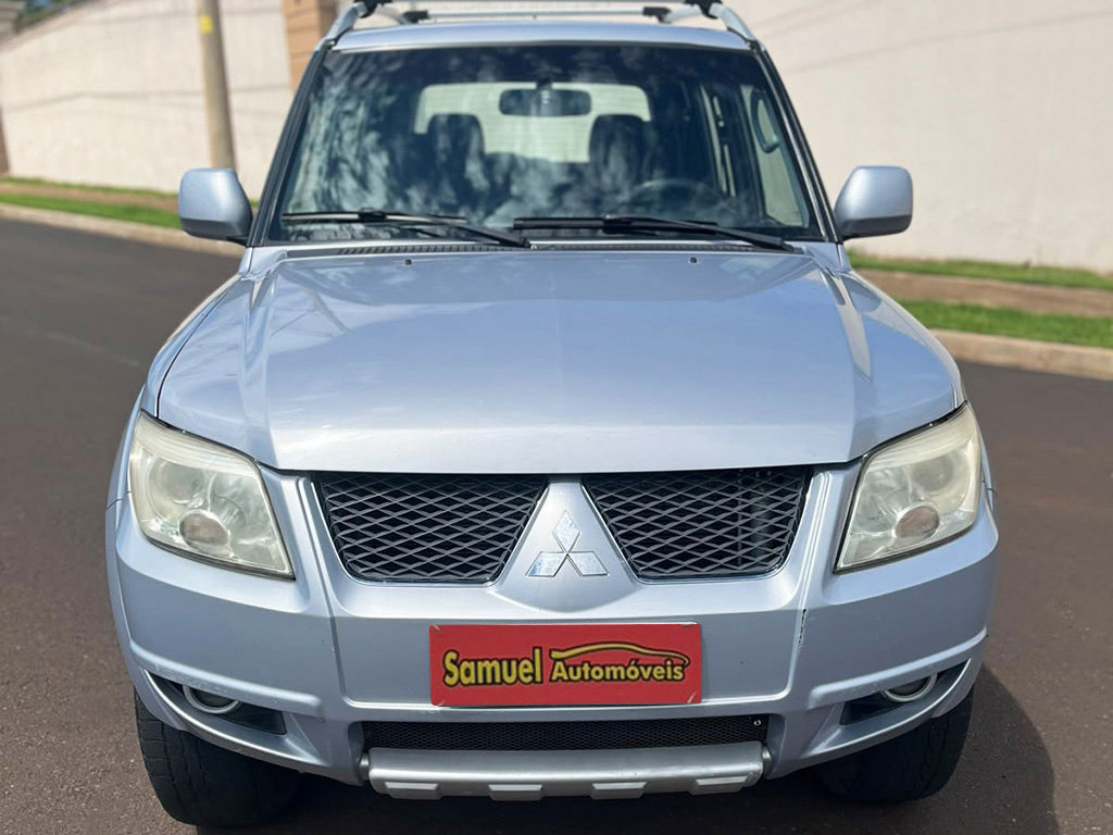 MITSUBISHI PAJERO TR4