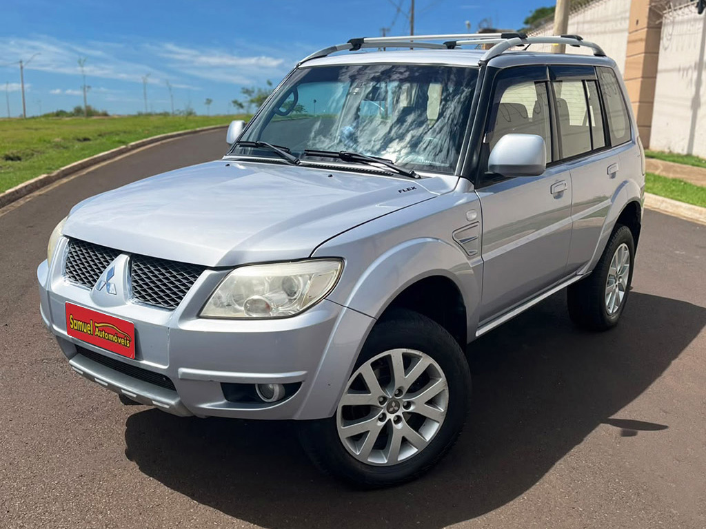MITSUBISHI PAJERO TR4