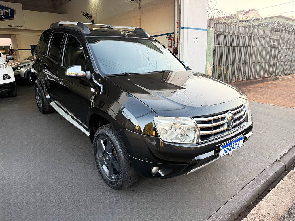 RENAULT DUSTER