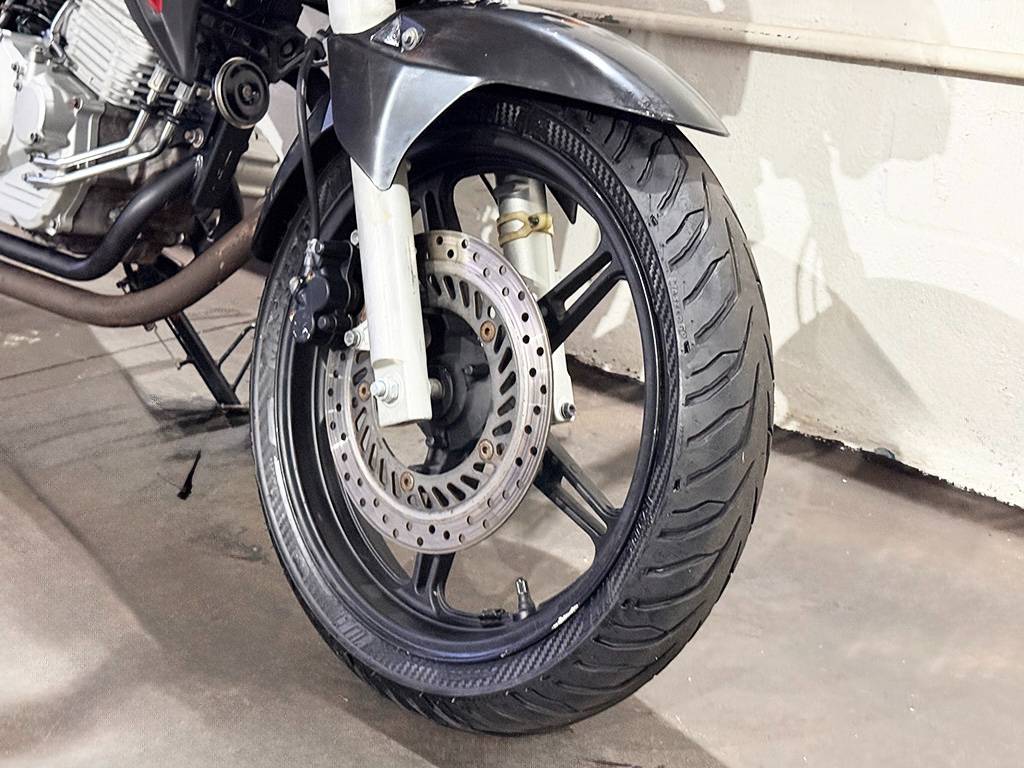 HONDA CB 300R