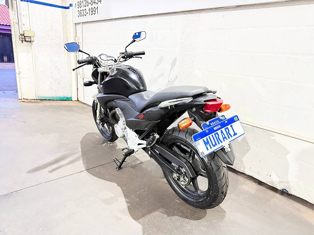 HONDA CB 300R