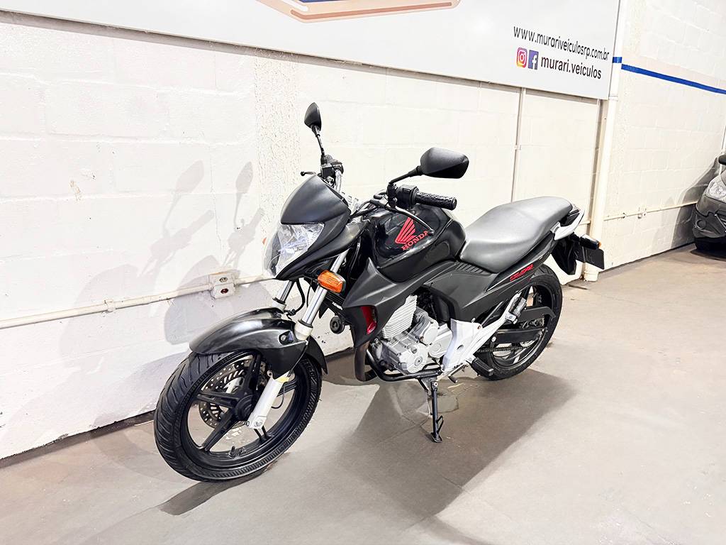 HONDA CB 300R