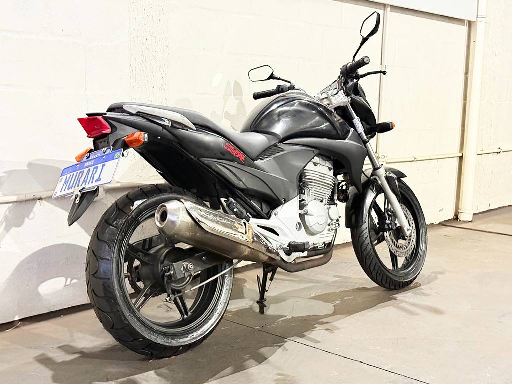 HONDA CB 300R