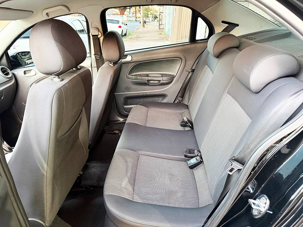 VOLKSWAGEN VOYAGE