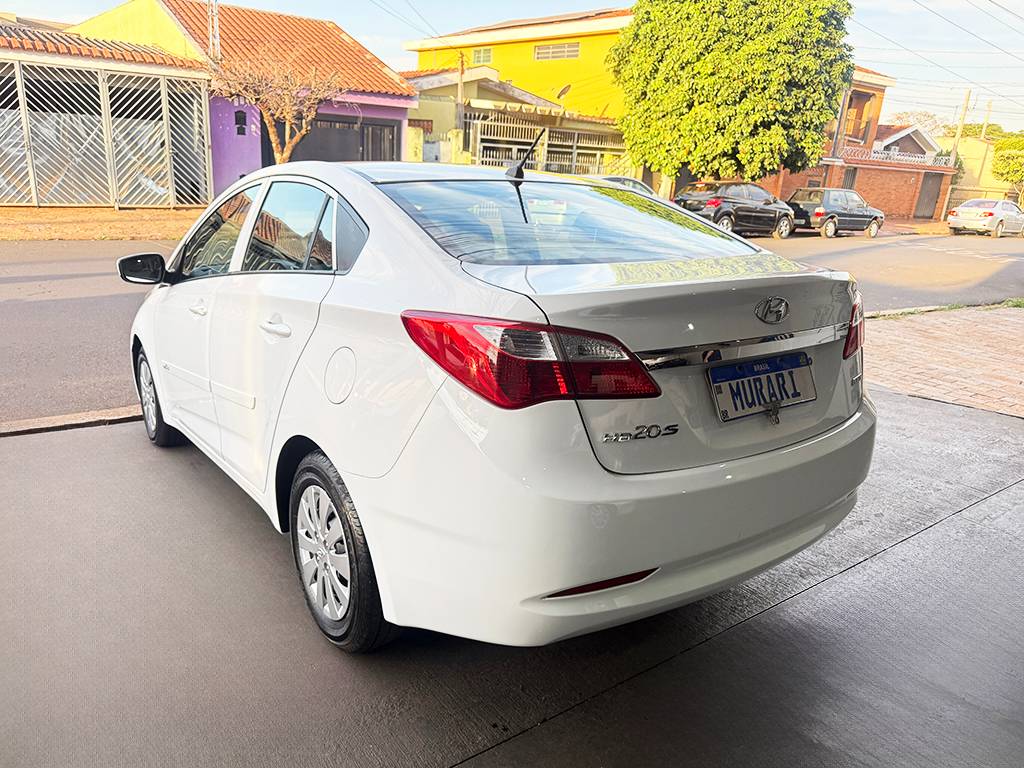 HYUNDAI HB20S