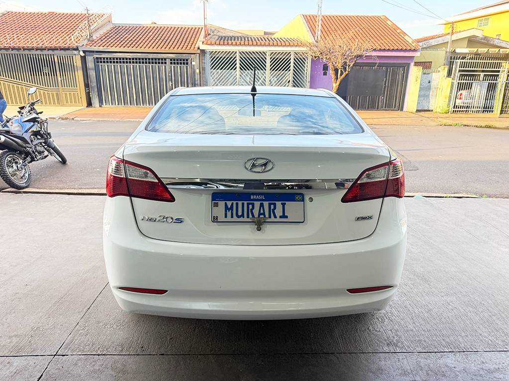 HYUNDAI HB20S