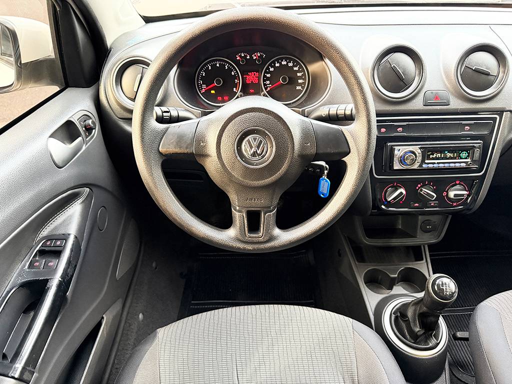 VOLKSWAGEN GOL