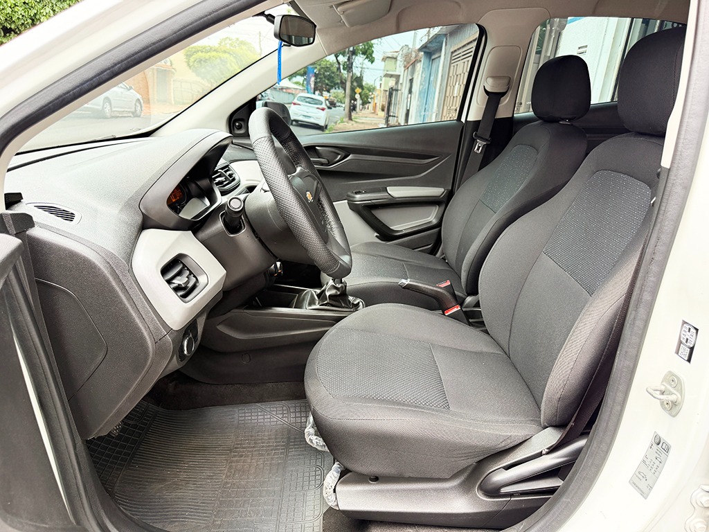 CHEVROLET PRISMA