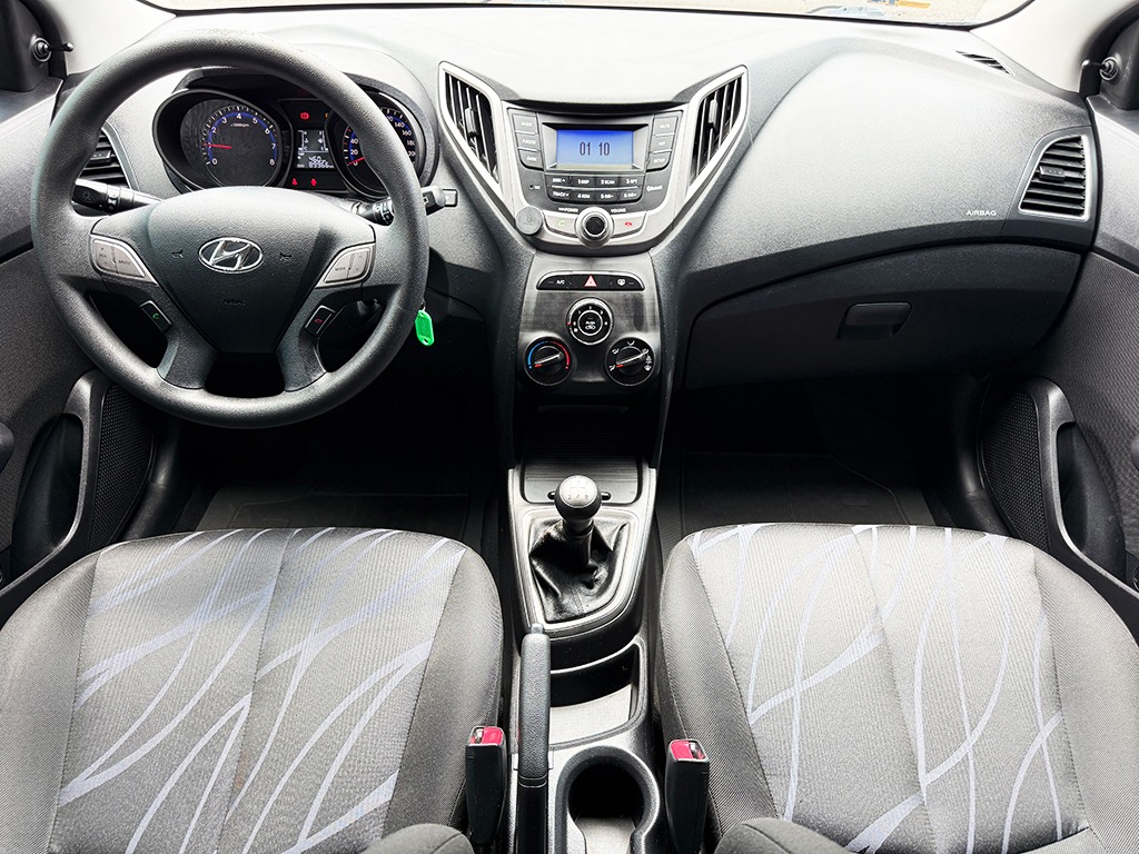 HYUNDAI HB20