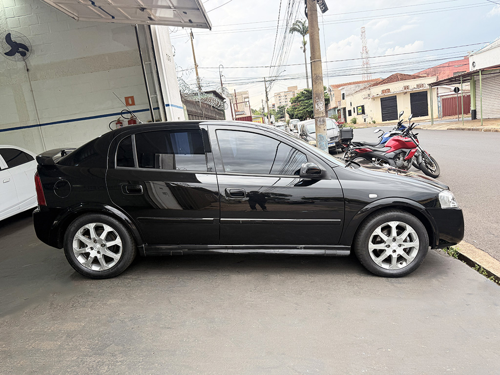 CHEVROLET ASTRA
