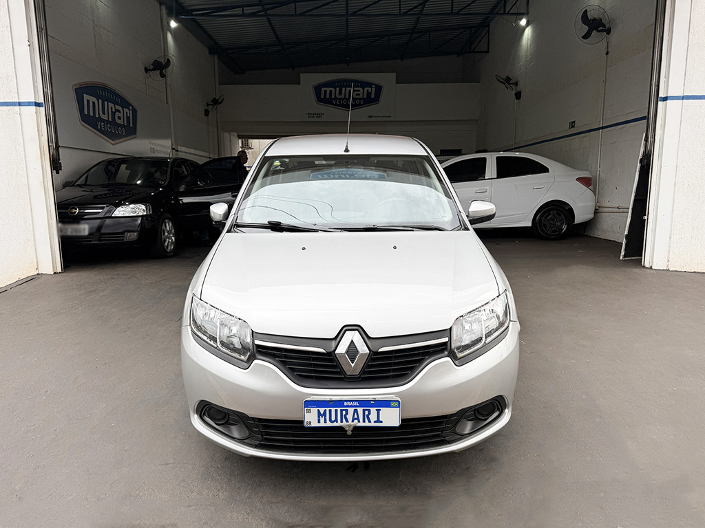 RENAULT LOGAN