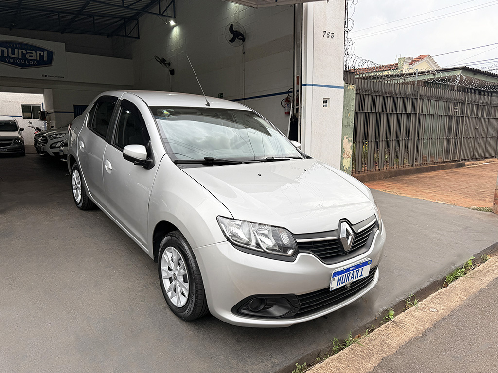 RENAULT LOGAN