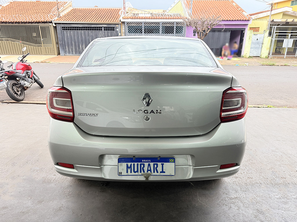 RENAULT LOGAN