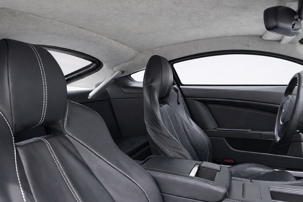 ASTON MARTIN VANTAGE 4.7 V8 32V