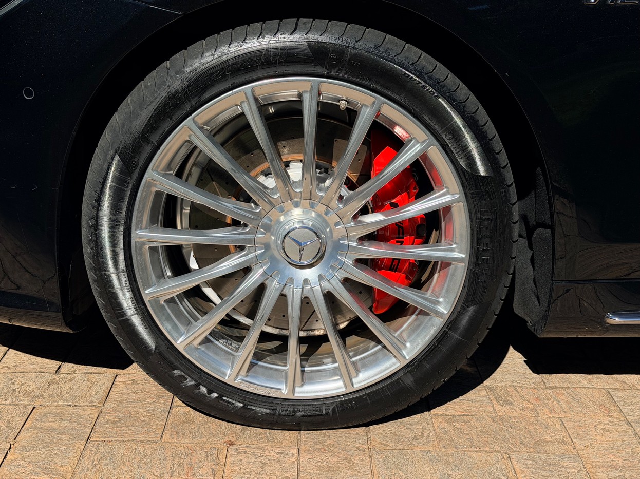 MERCEDES-BENZ S 65 AMG 6.0 V12 BI-TURBO