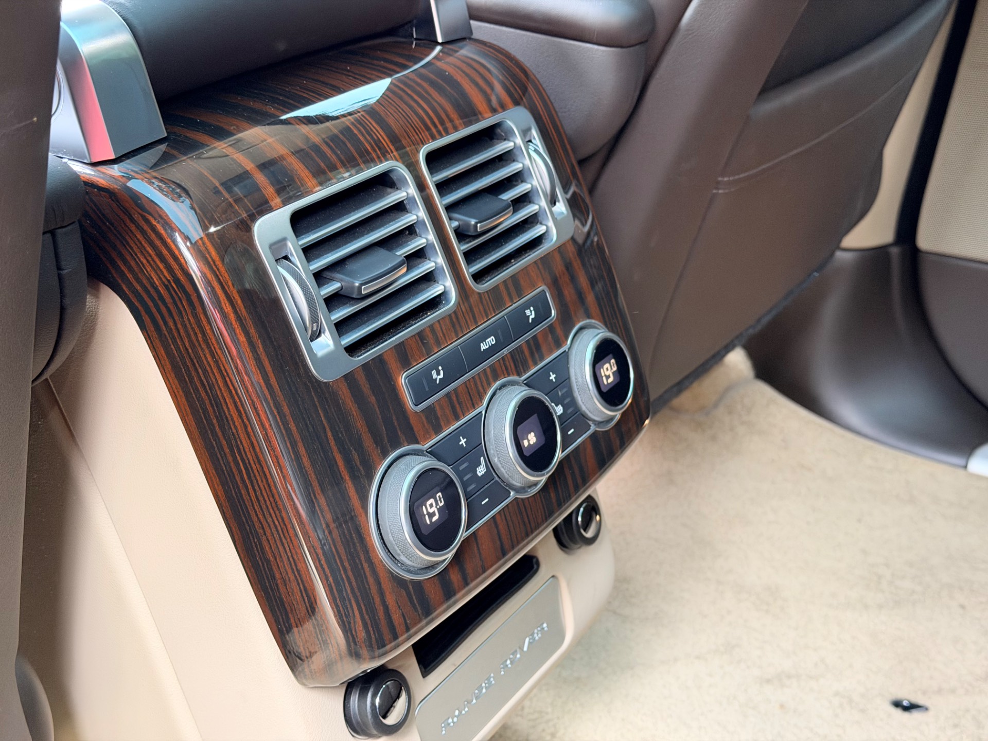 LAND ROVER RANGE ROVER VOGUE