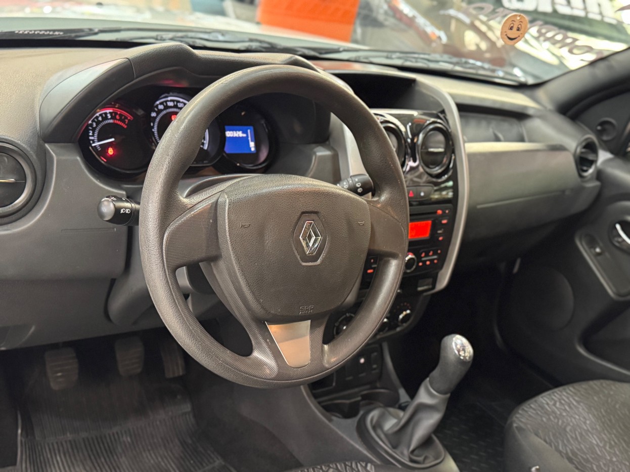 RENAULT DUSTER