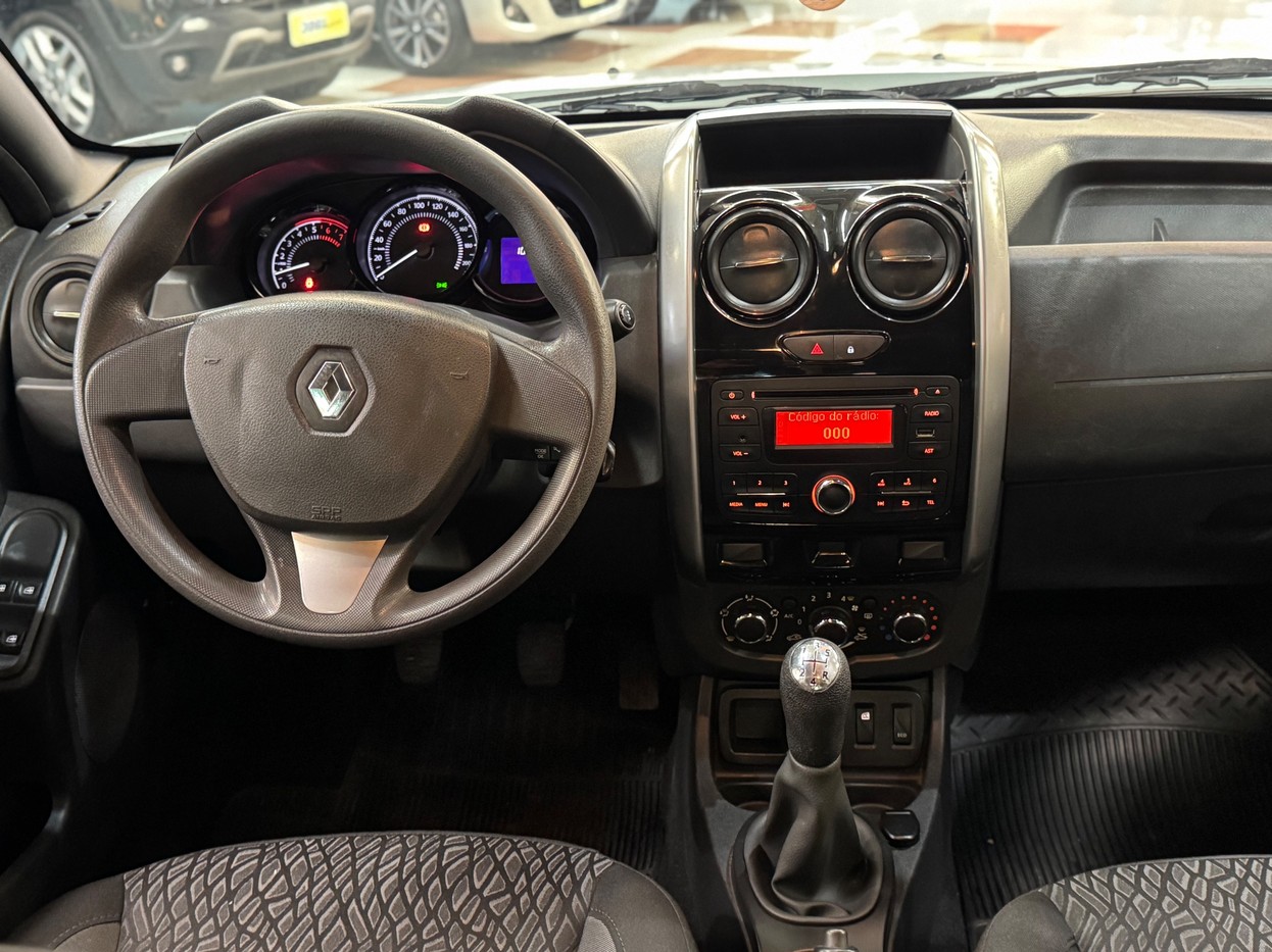 RENAULT DUSTER