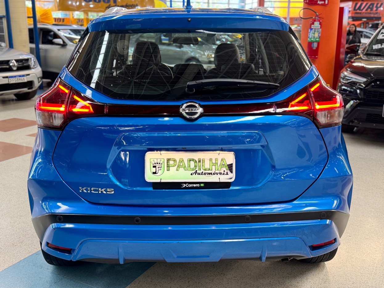 NISSAN KICKS