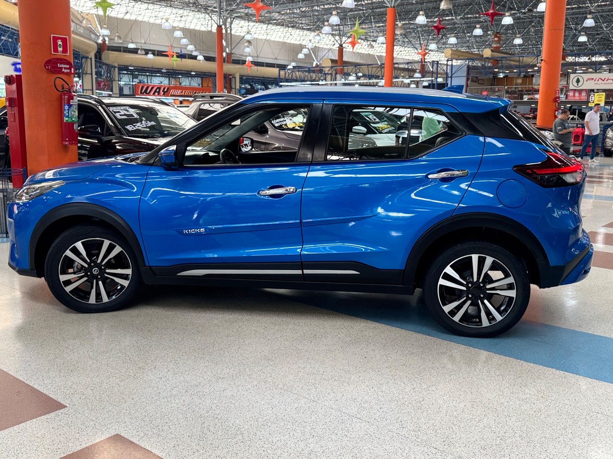 NISSAN KICKS