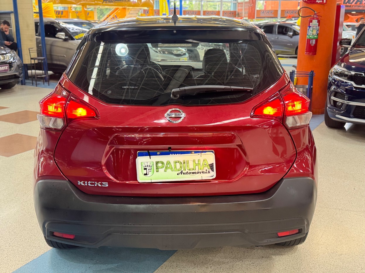 NISSAN KICKS