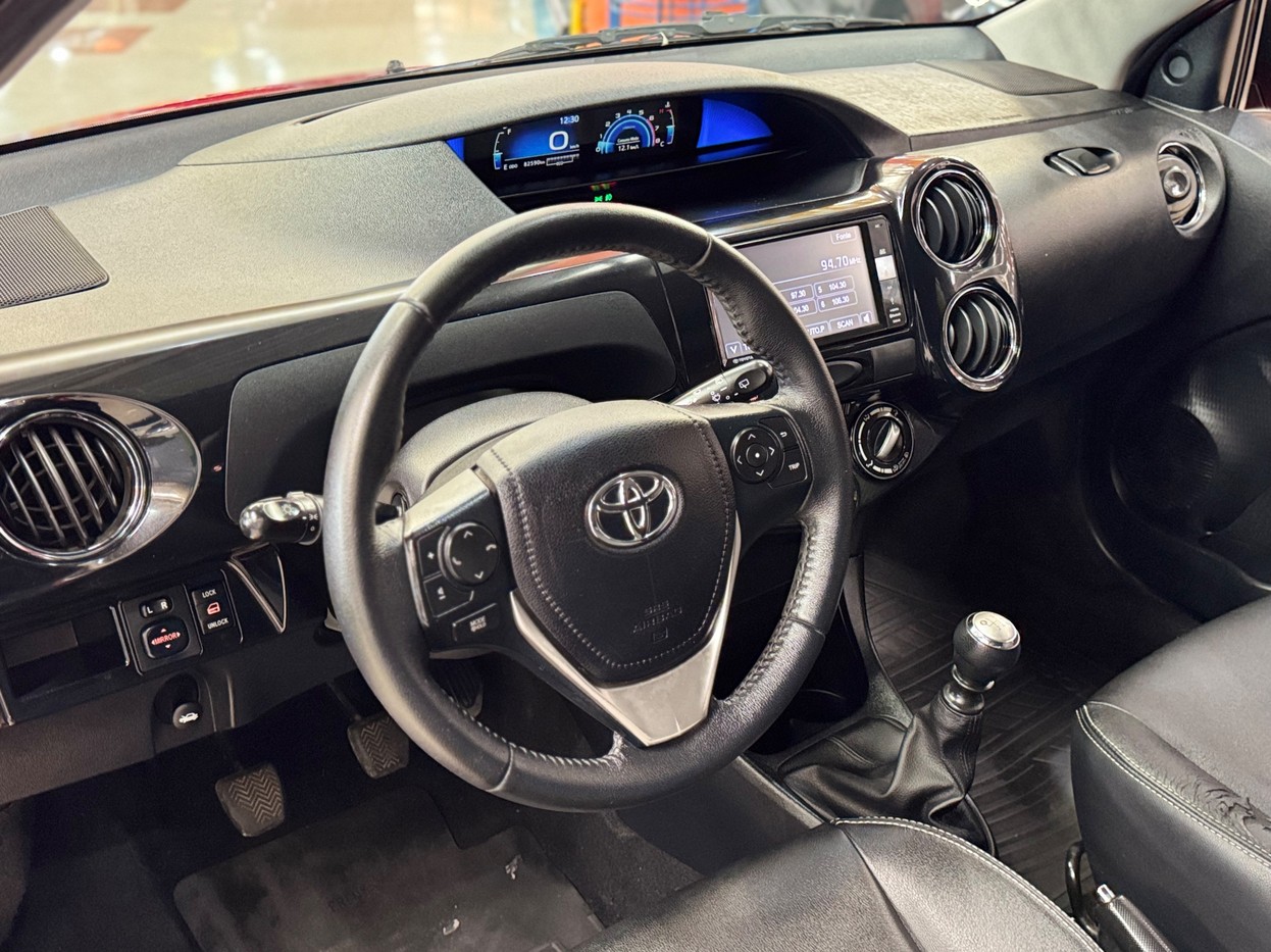 TOYOTA ETIOS