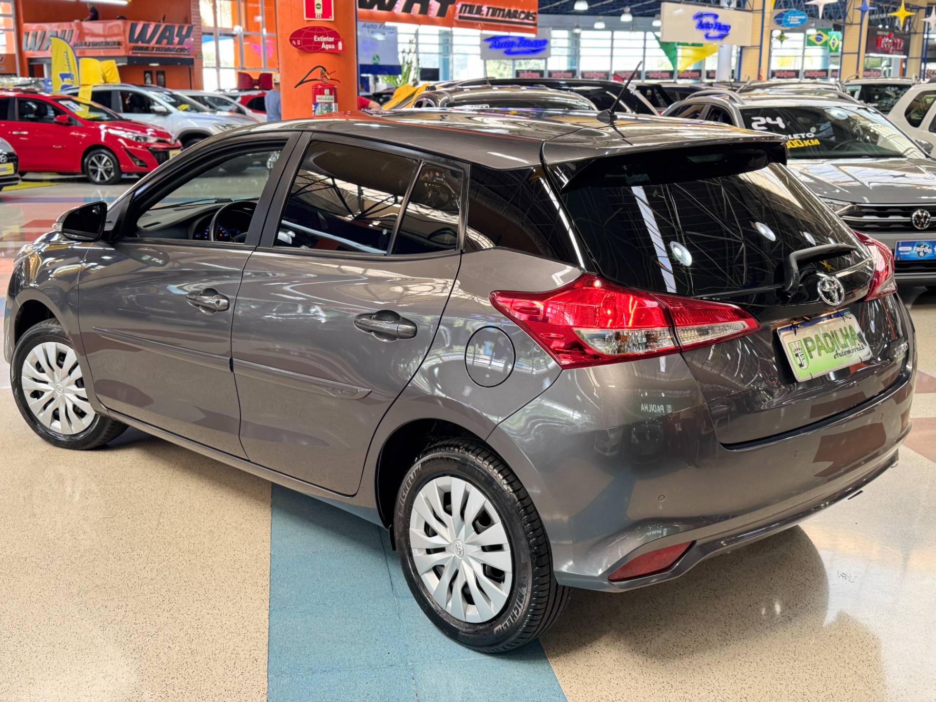 TOYOTA YARIS