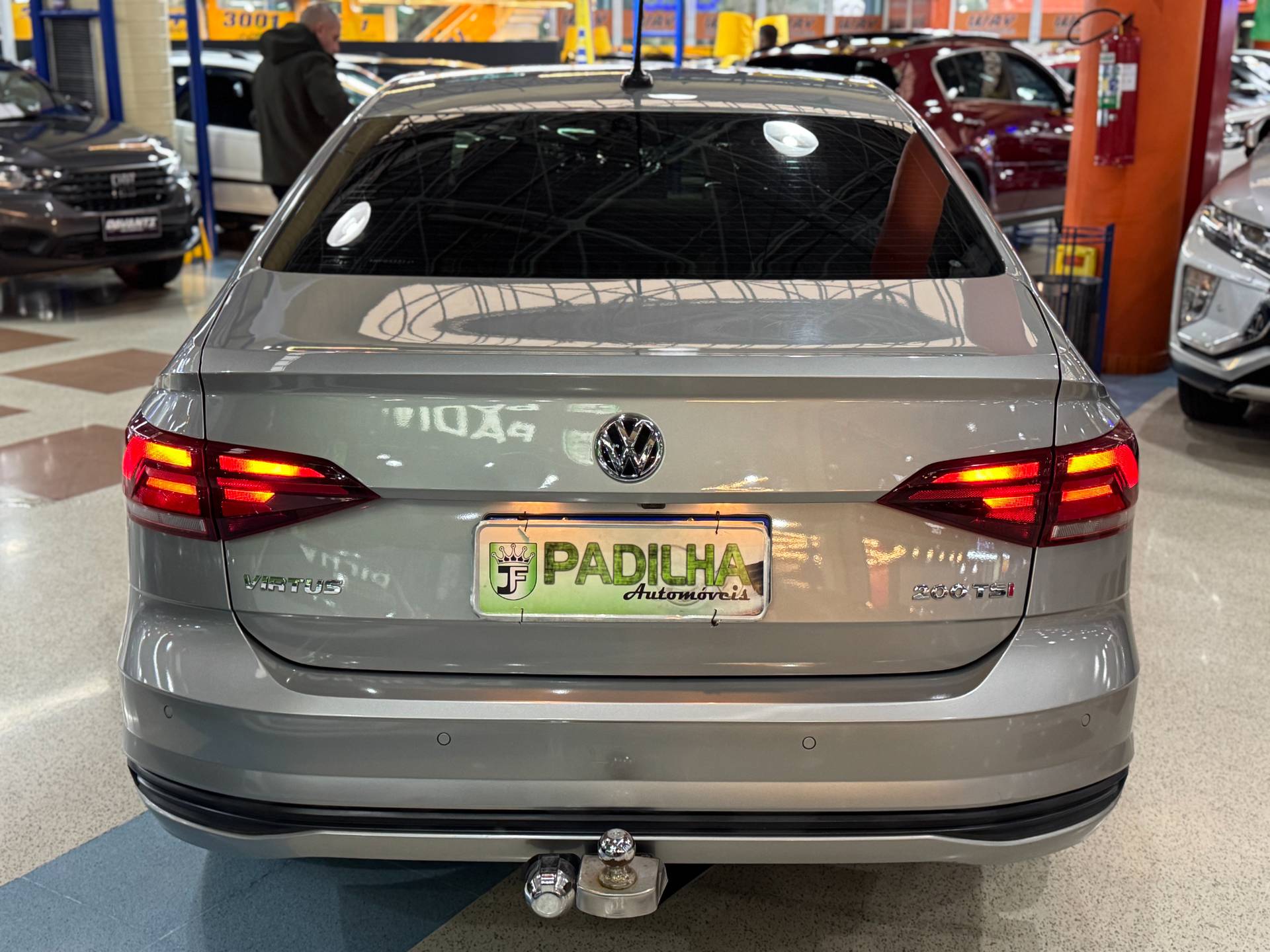 VOLKSWAGEN VIRTUS