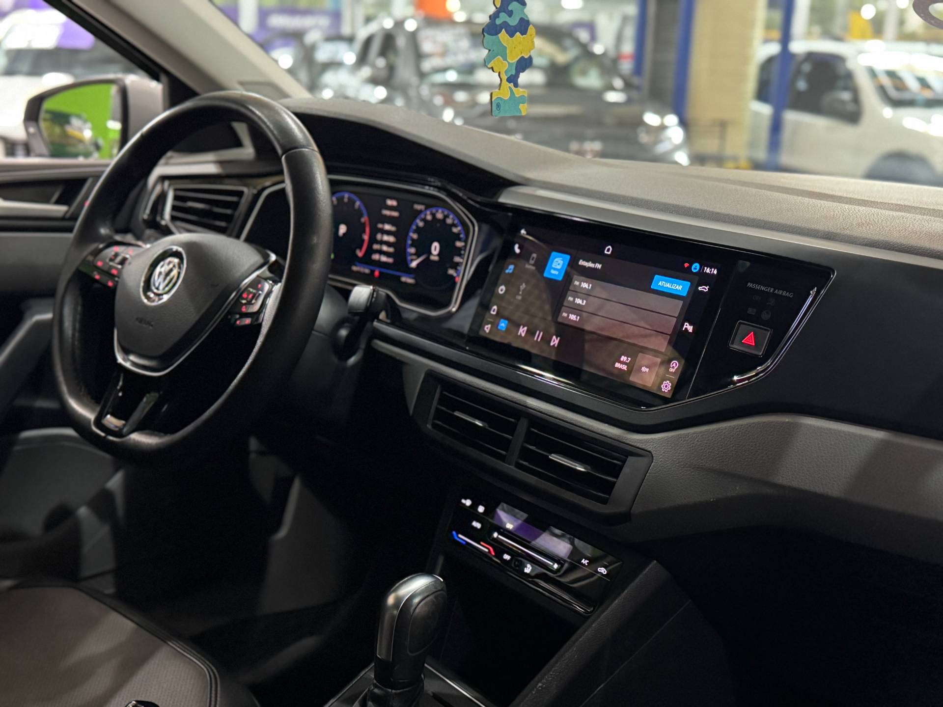 VOLKSWAGEN VIRTUS