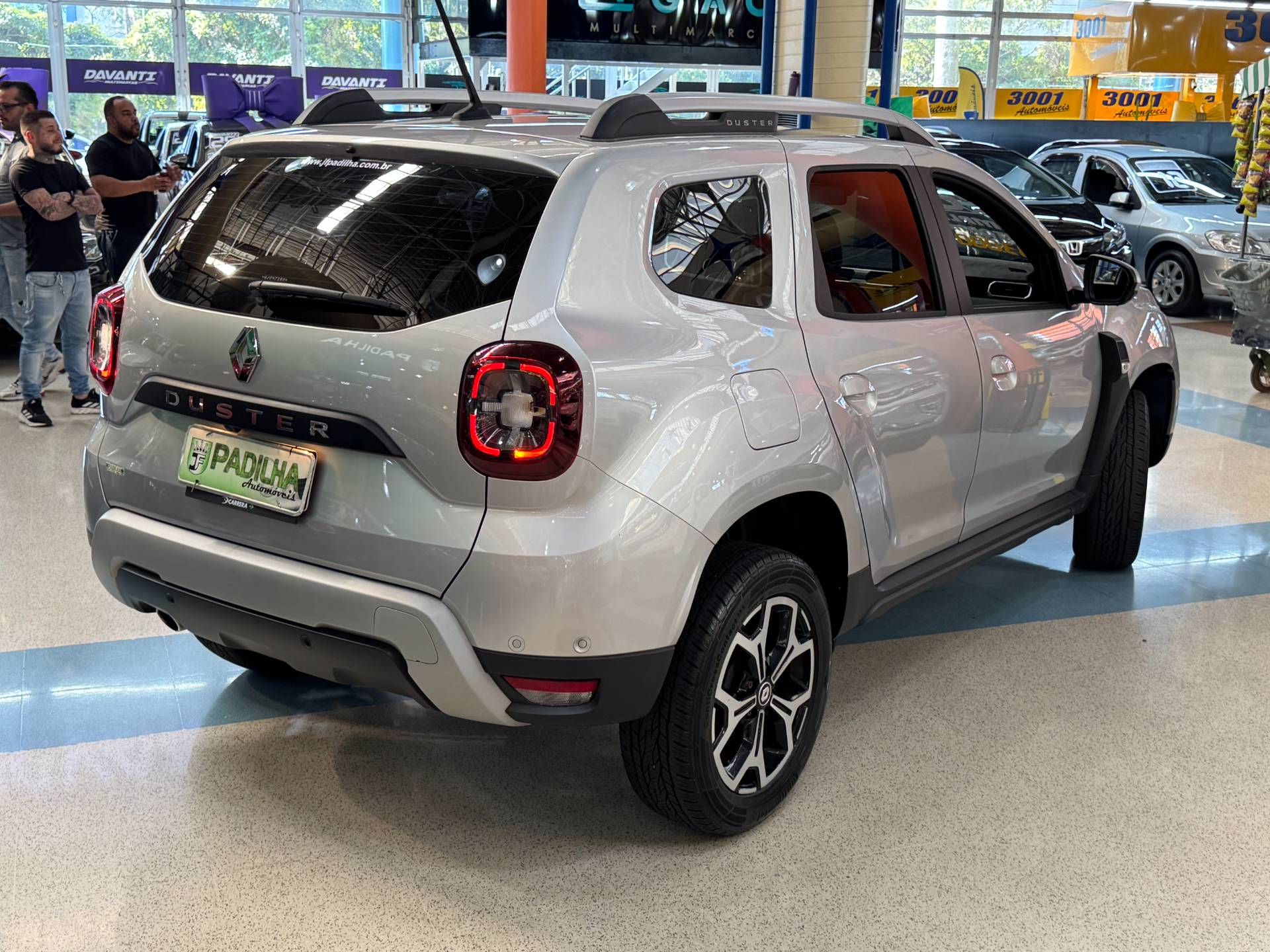 RENAULT DUSTER
