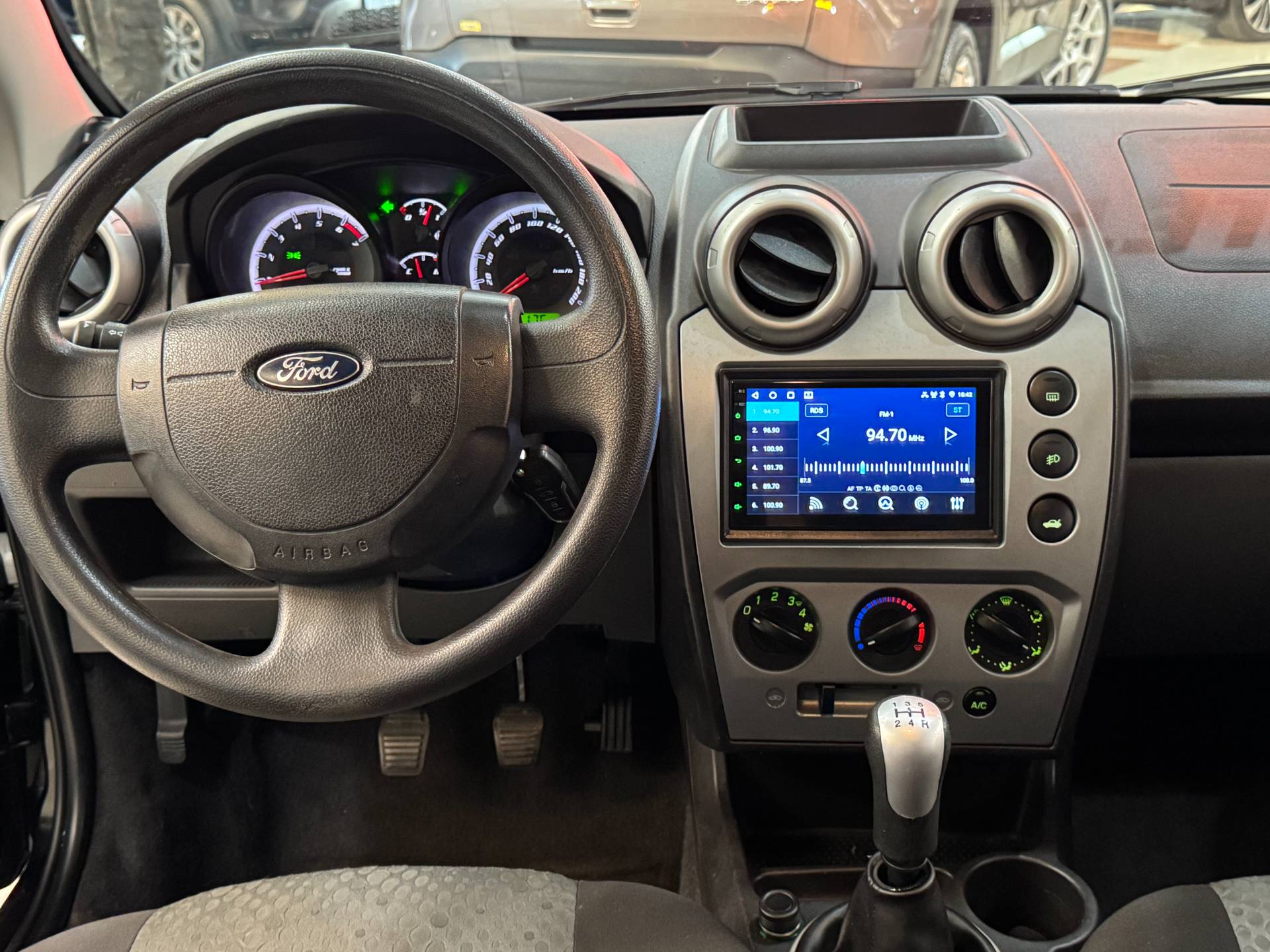 FORD FIESTA