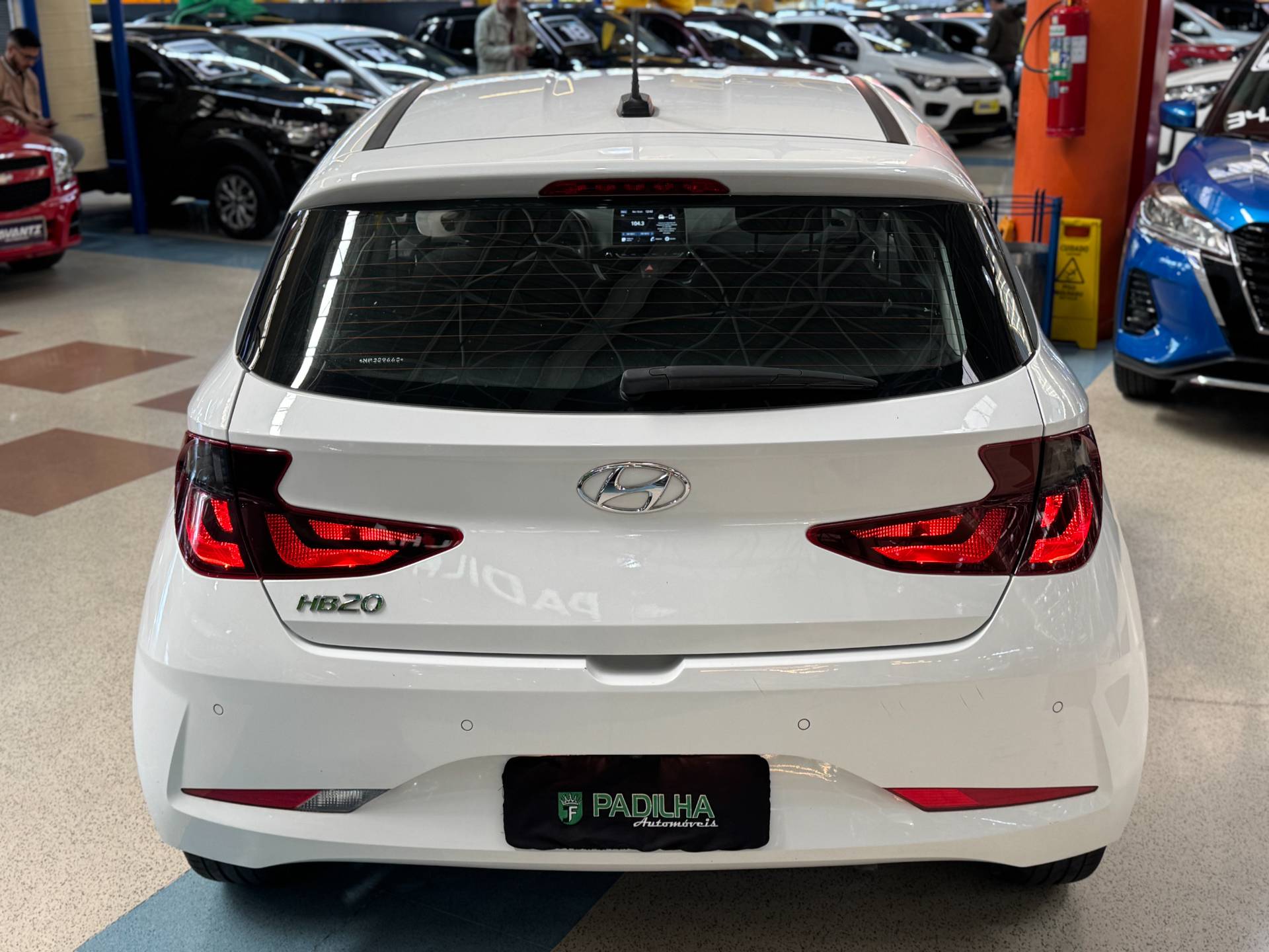 HYUNDAI HB20