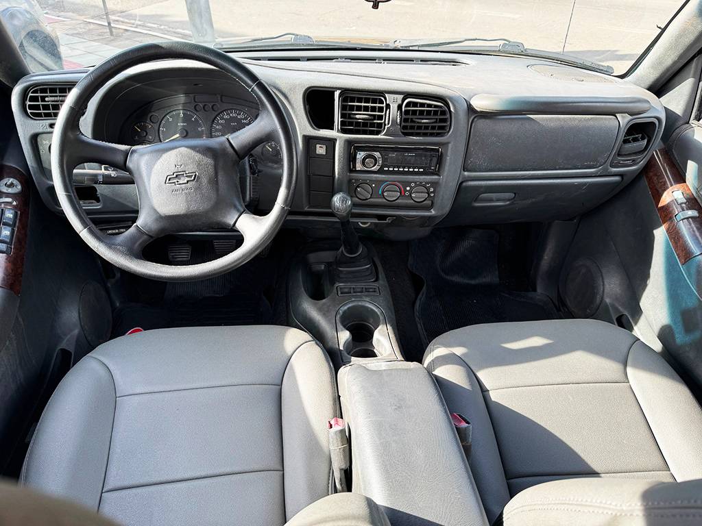 CHEVROLET S10