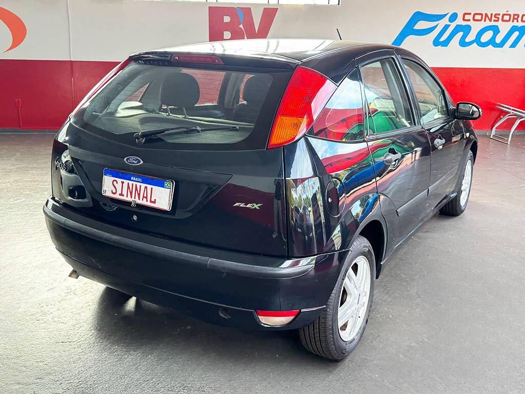 FORD FOCUS