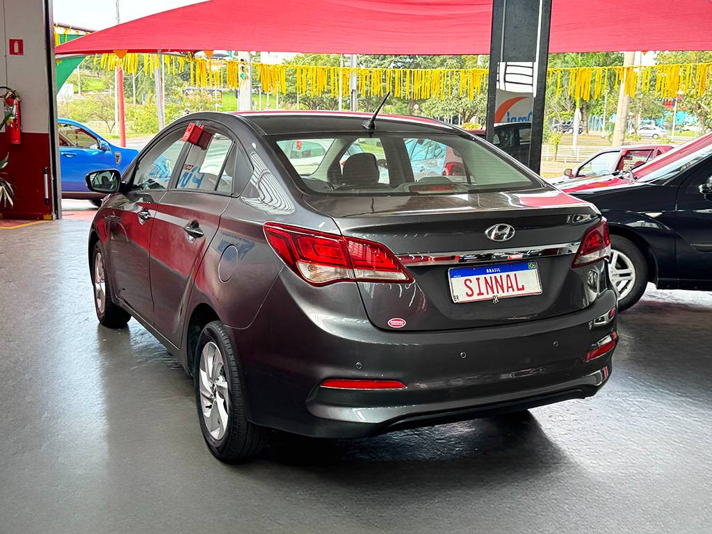 HYUNDAI HB20S