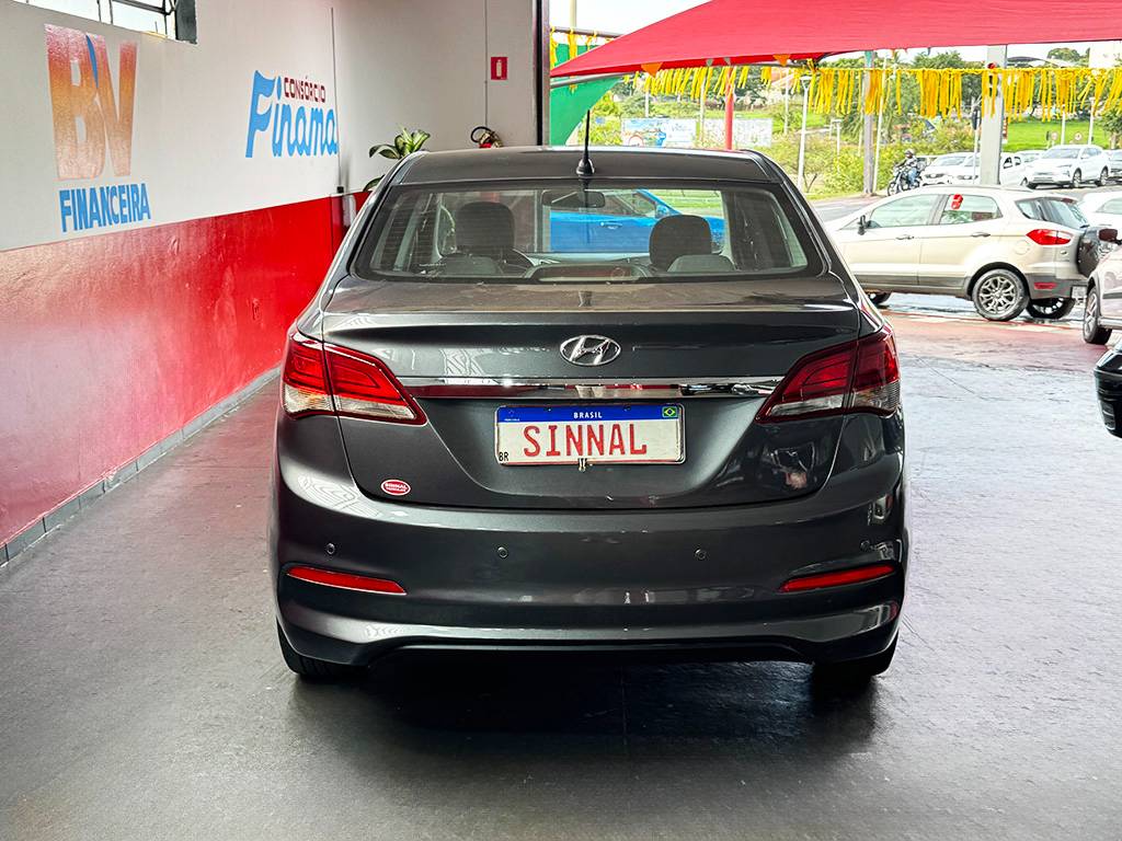 HYUNDAI HB20S