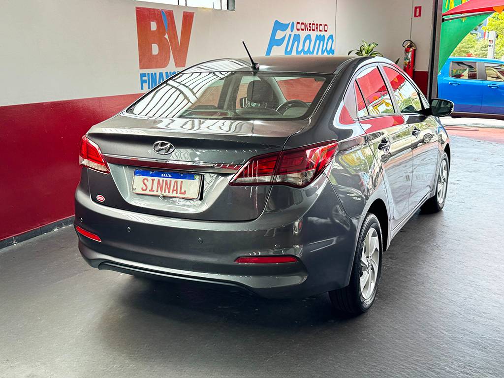 HYUNDAI HB20S