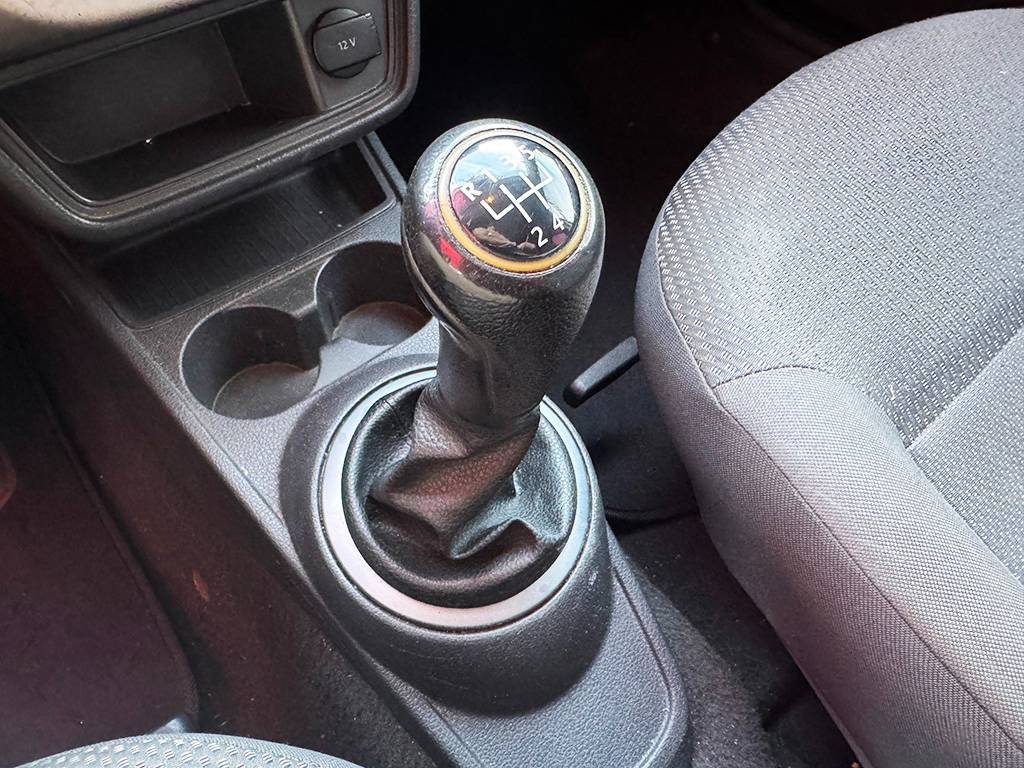 VOLKSWAGEN VOYAGE