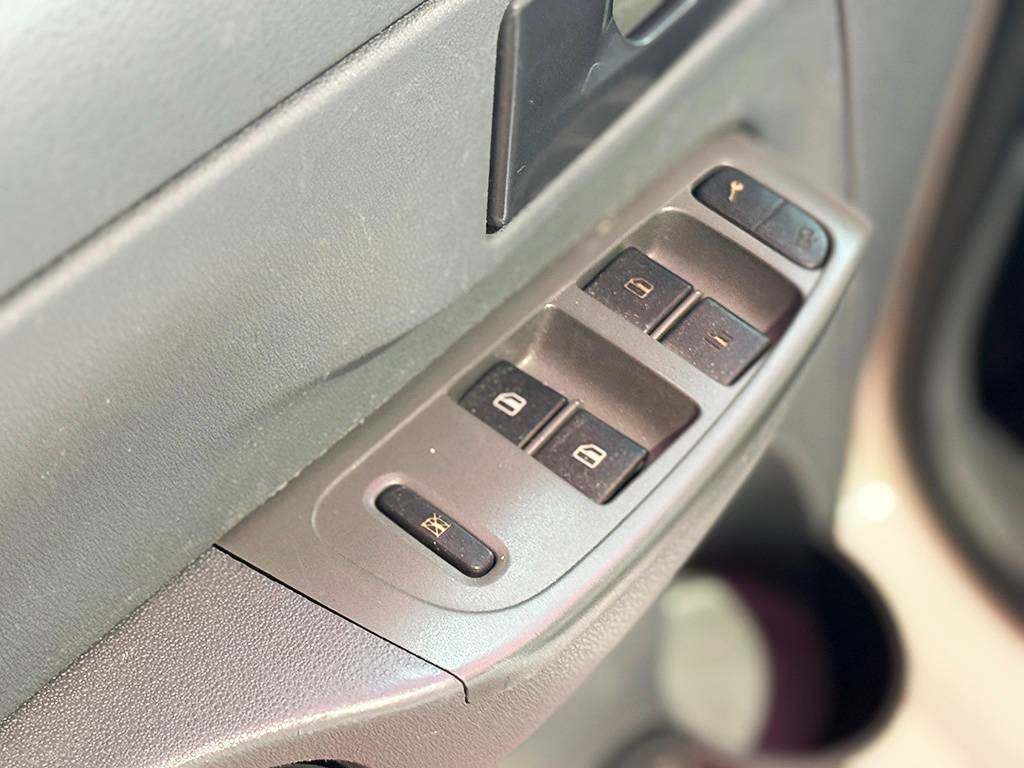 VOLKSWAGEN SPACEFOX