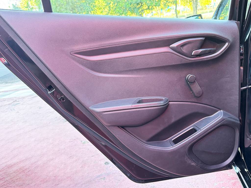 CHEVROLET PRISMA