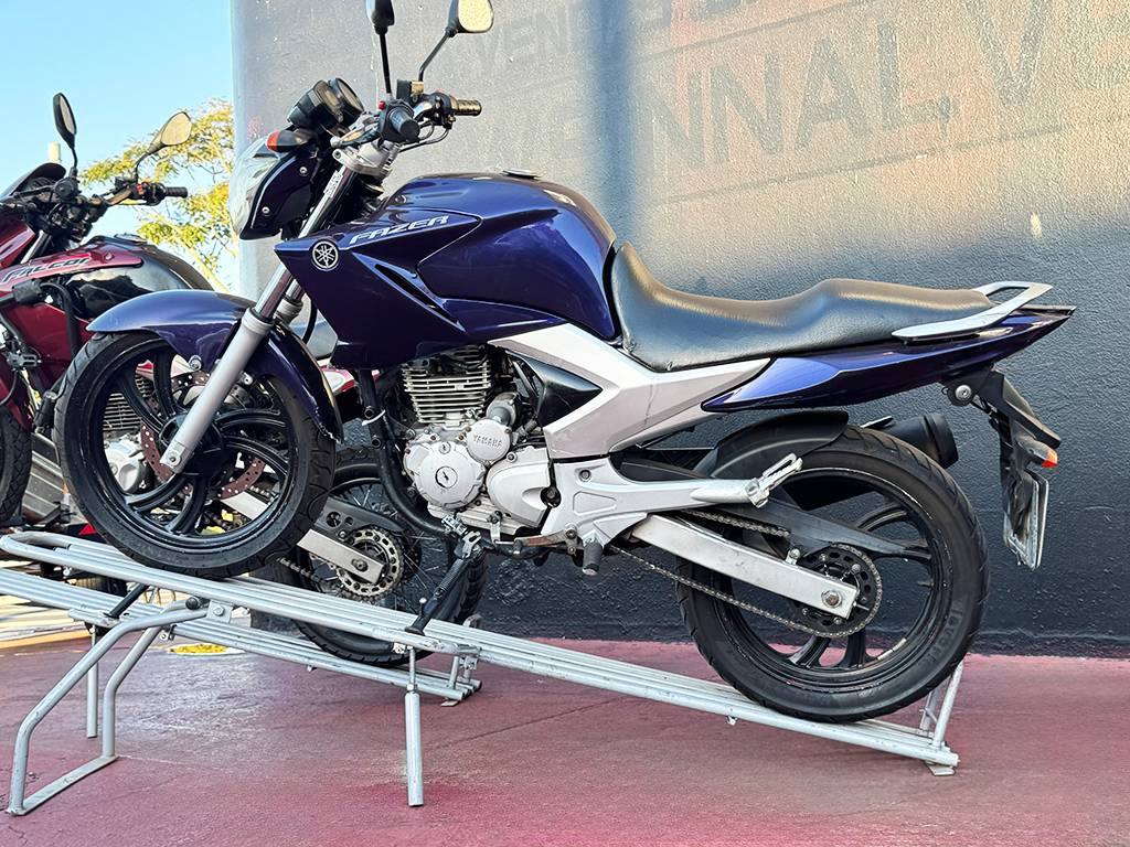 YAMAHA FAZER YS 250
