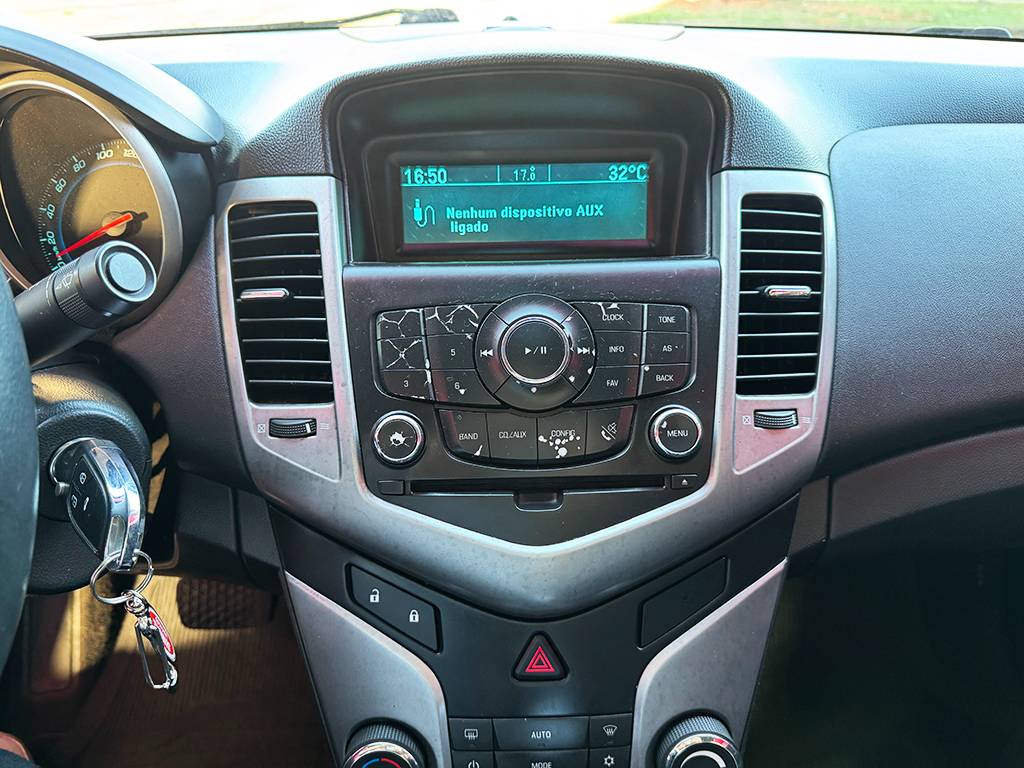 CHEVROLET CRUZE