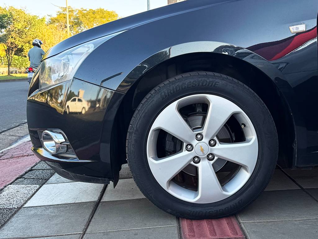CHEVROLET CRUZE