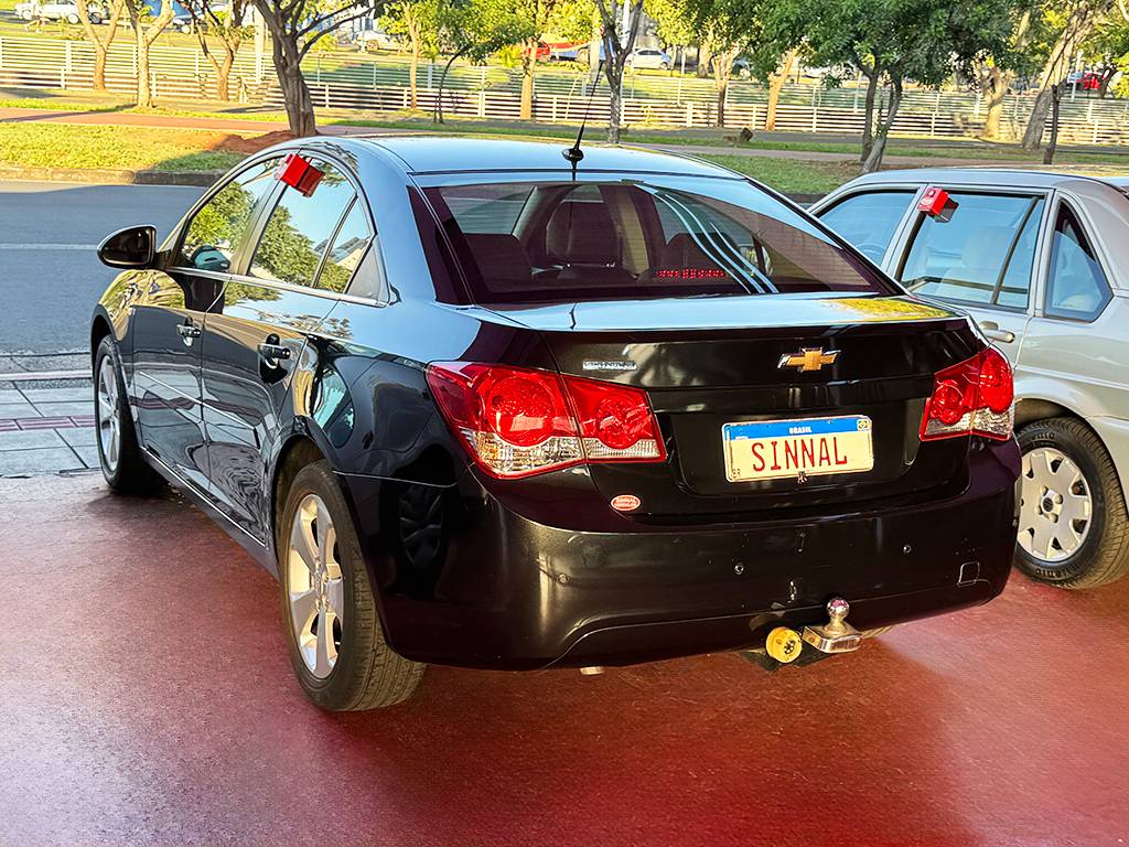 CHEVROLET CRUZE