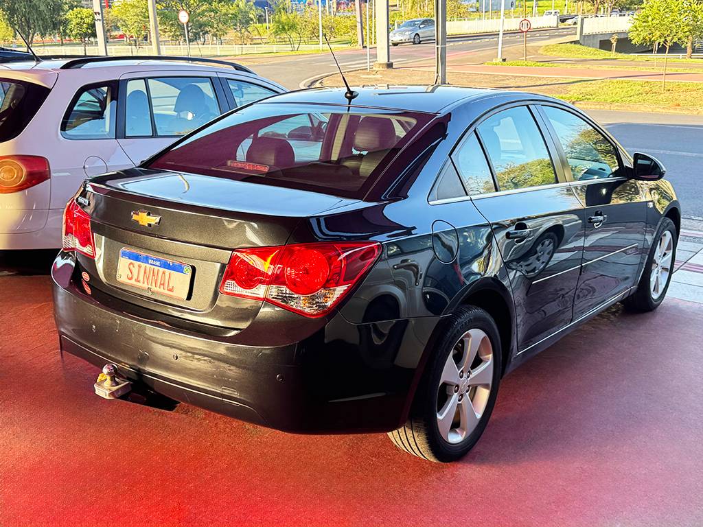 CHEVROLET CRUZE