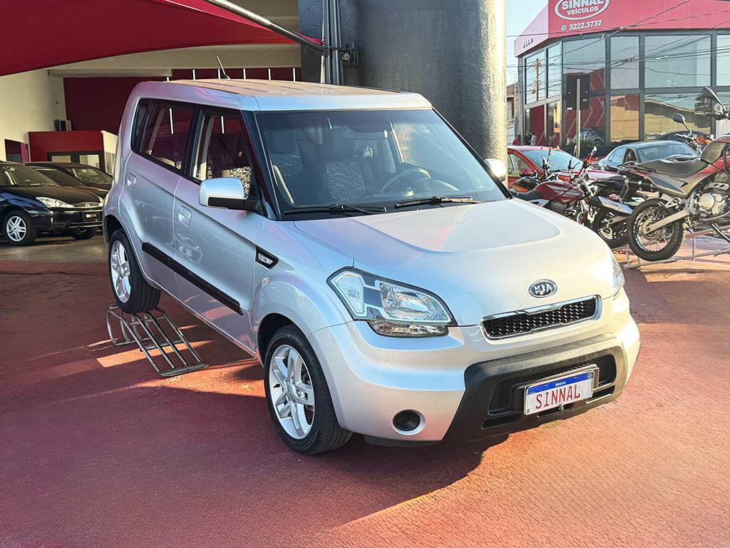 KIA SOUL